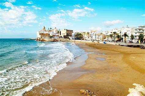 playas gay sitges|Descubre las vibrantes playas gay de Sitges: un。